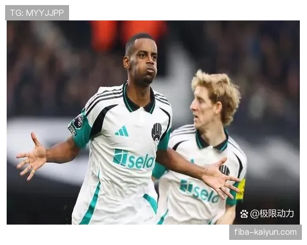 阿斯顿维拉3-2逆转击败莱斯特城，守住积分榜第五位置